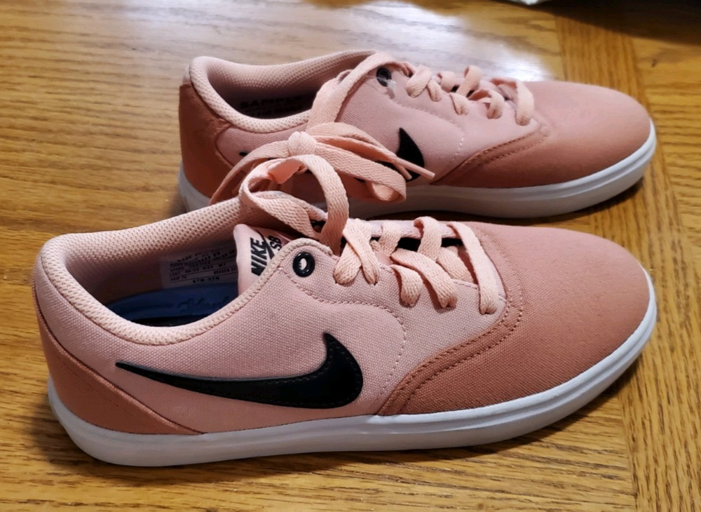 Nike SB Check Solar Canvas Womens 7 Pink Peach Black Skate Sneakers SAMPLE